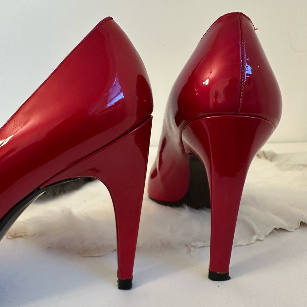 STUART WEITZMAN CHERRY RED HEELS, SIZE: 10 M - Picture 14 of 14